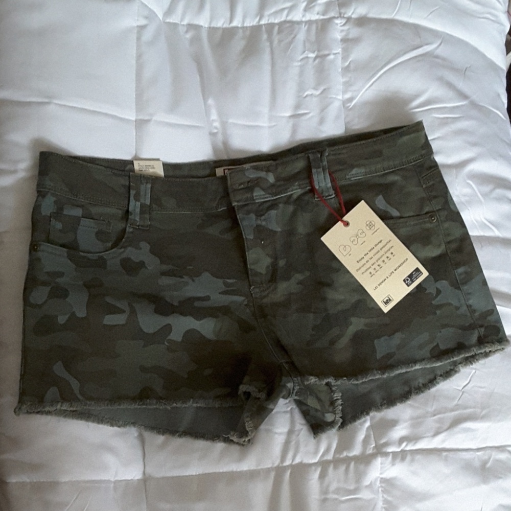 Jean shorts